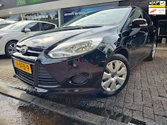 Ford Focus - 1.0 EcoBoost Trend | 2E EIGENAAR | 12MND GARANTIE | NAVI | AIRCO | PDC |