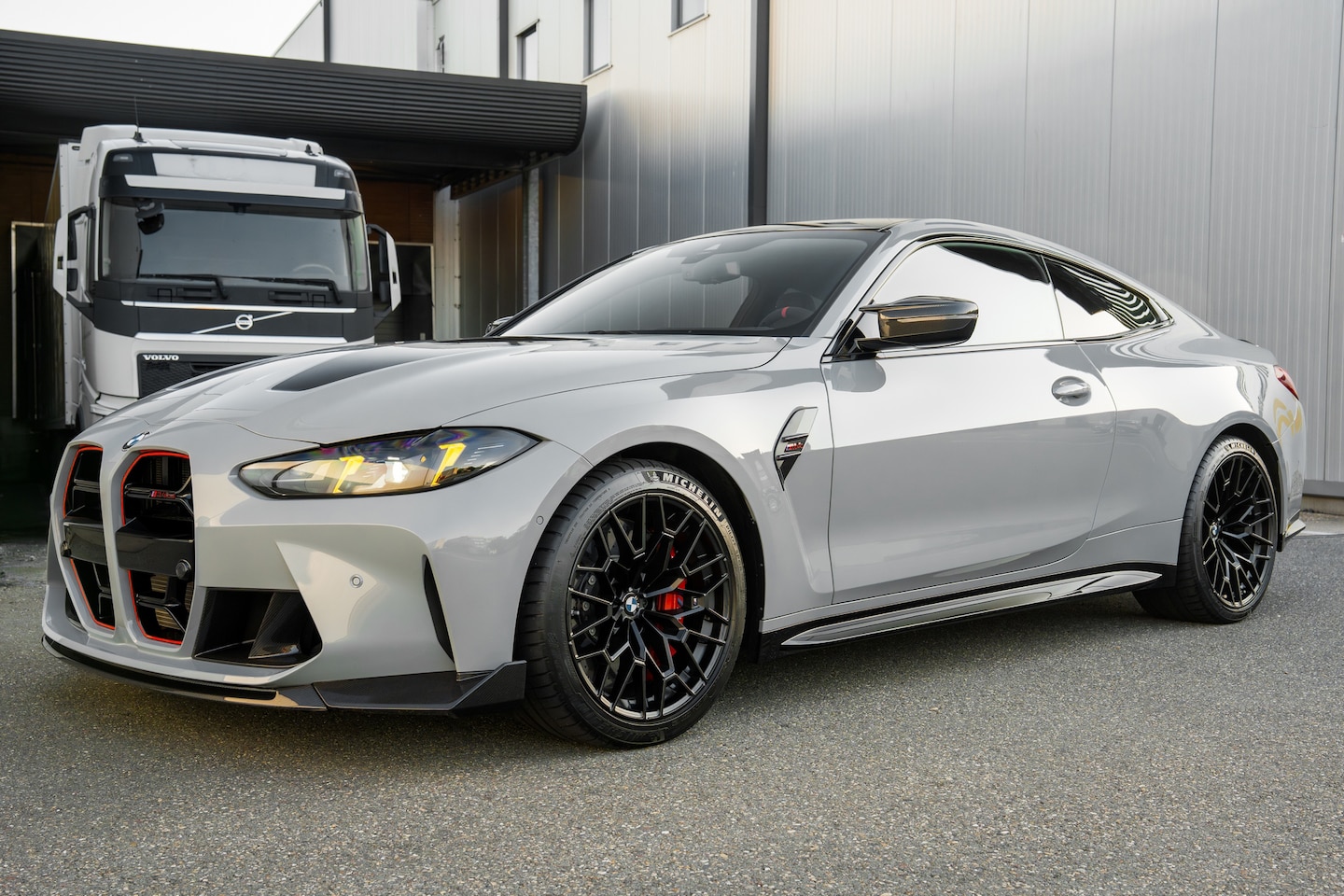 BMW M4 - CS - Brooklyn Grau - Ceramic - Carbon - Driver's Package - PPF - AutoWereld.nl