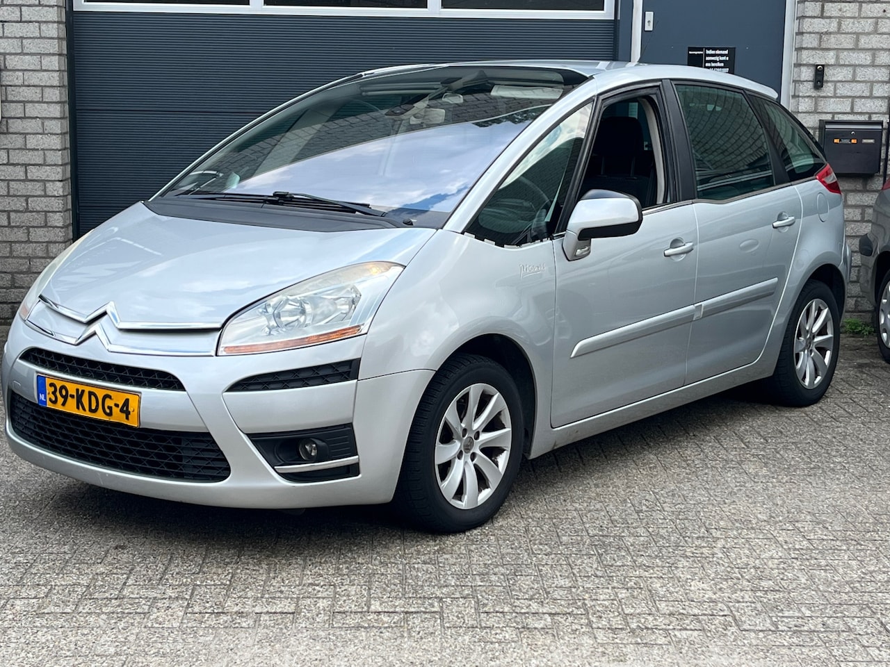 Citroën C4 Picasso - 1.6 VTi Business 5p. Airco APK Trekhaak N.A.P. - AutoWereld.nl