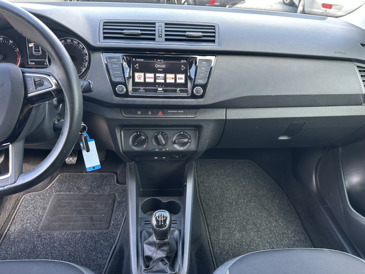 Skoda Fabia - 1.0 TSI 95PK Ambition Navigatie/PDC