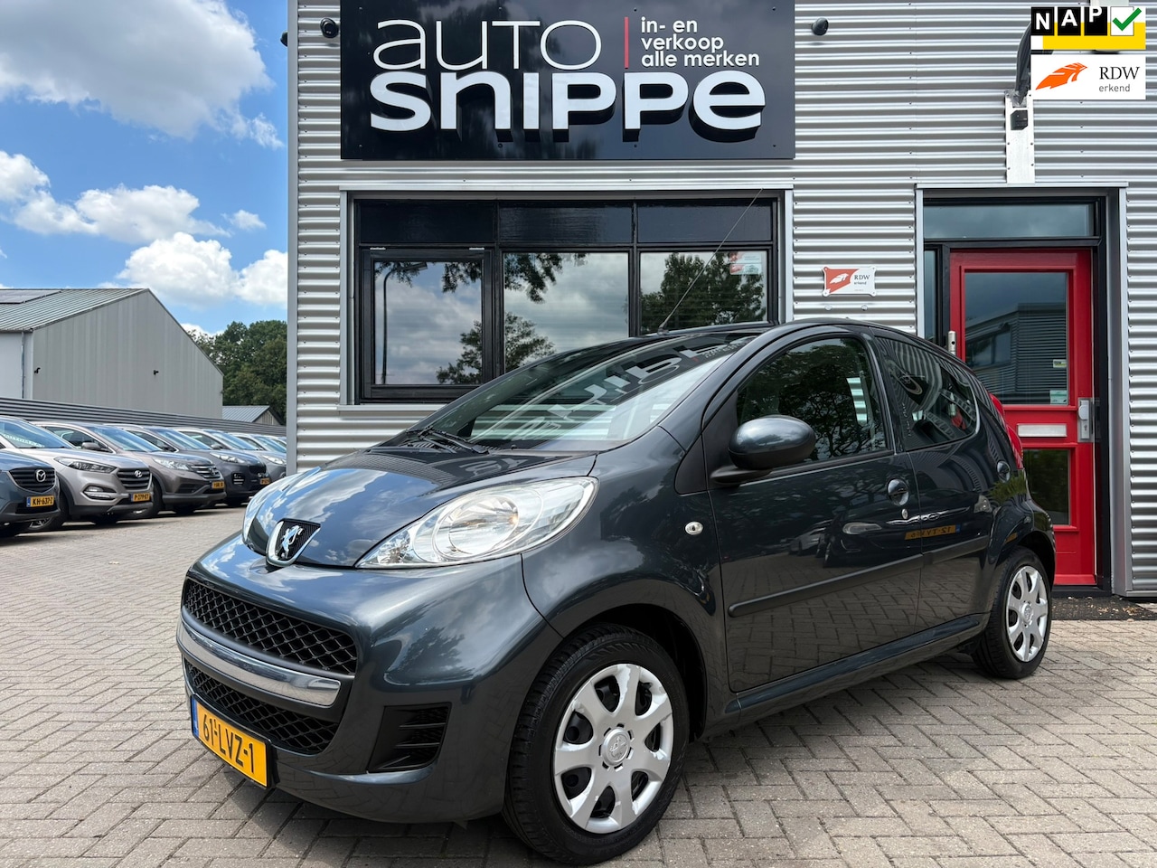 Peugeot 107 - 1.0-12V Urban Move -5DRS.-AIRCO-DAB+-APPLE CARPLAY/ANDROID AUTO-ORIGINEEL NEDERLANDS-74.40 - AutoWereld.nl
