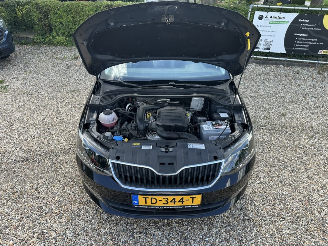 Skoda Fabia - 1.0 TSI 95PK Ambition Navigatie/PDC