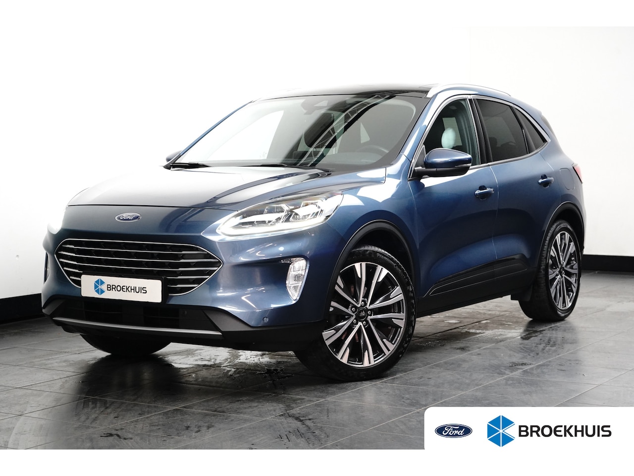 Ford Kuga - FHEV Titanium X | Pano | Trekhaak | Camera | 20 inch | Cruise Control - AutoWereld.nl