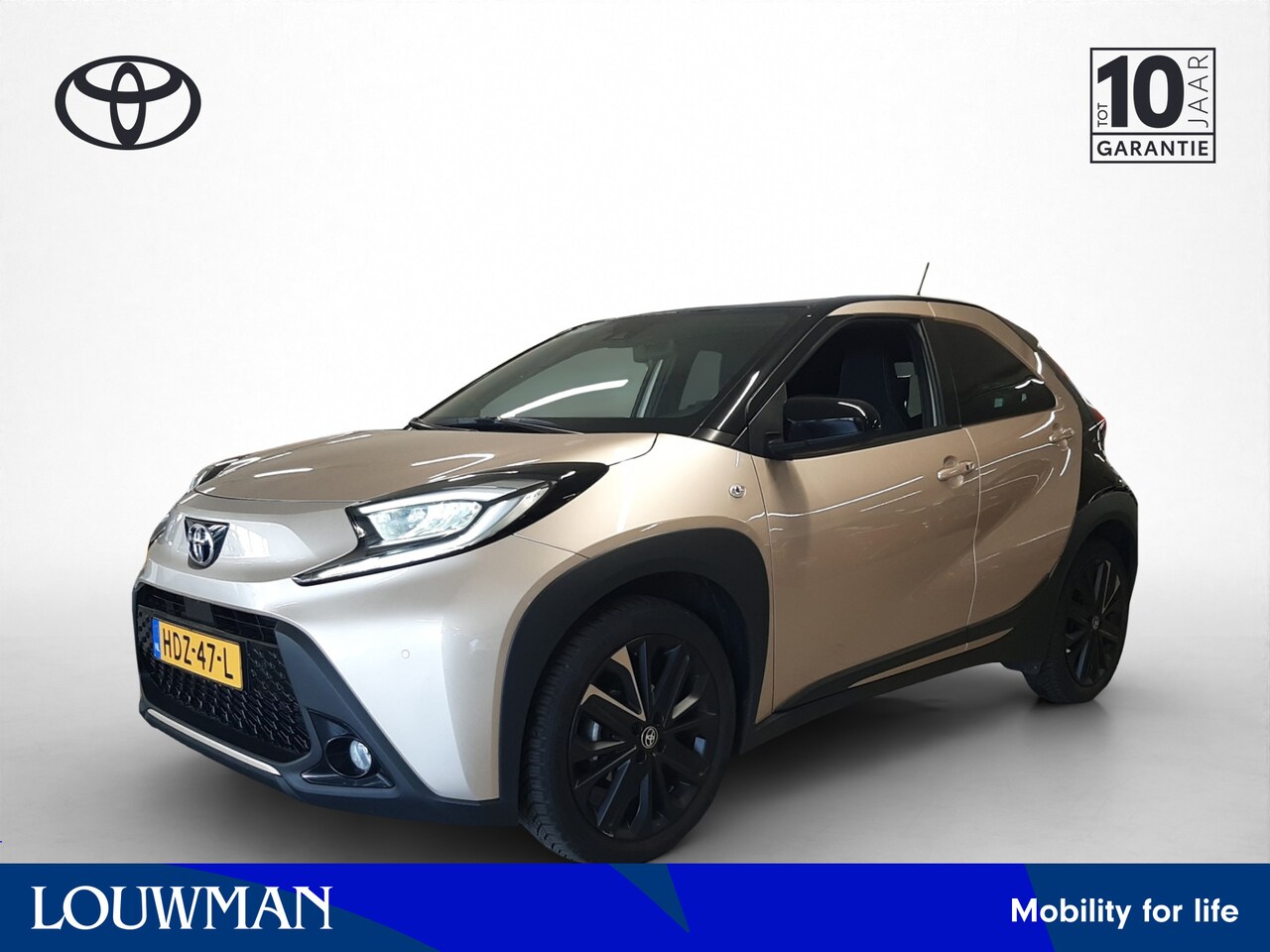 Toyota Aygo X - 1.0 VVT-i MT Premium | JBL | Parkeersensoren | Stoelverwarming - AutoWereld.nl