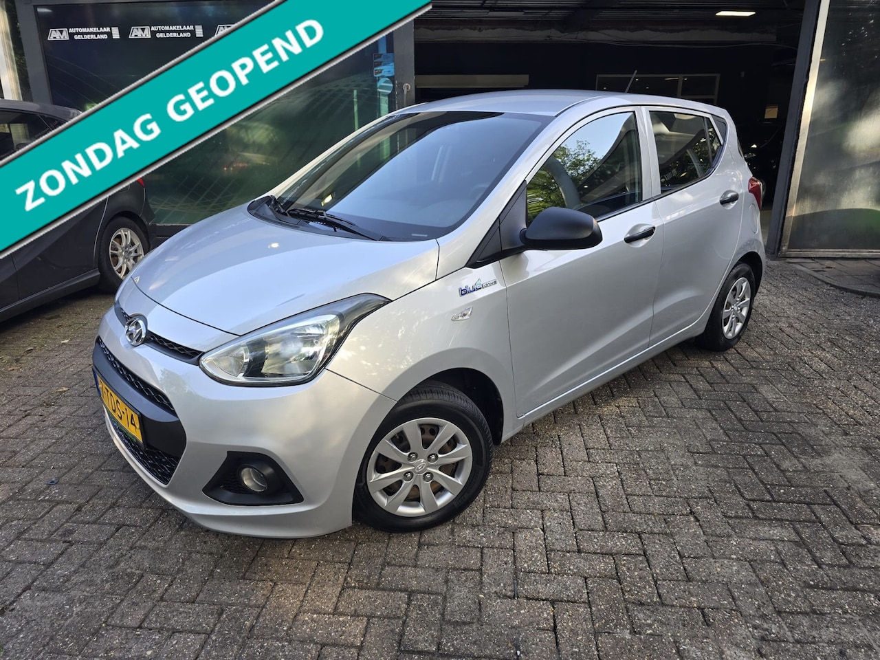 Hyundai i10 - 1.0i i-Motion | 2E EIGENAAR | 12MND GARANTIE | AIRCO | NW APK | - AutoWereld.nl