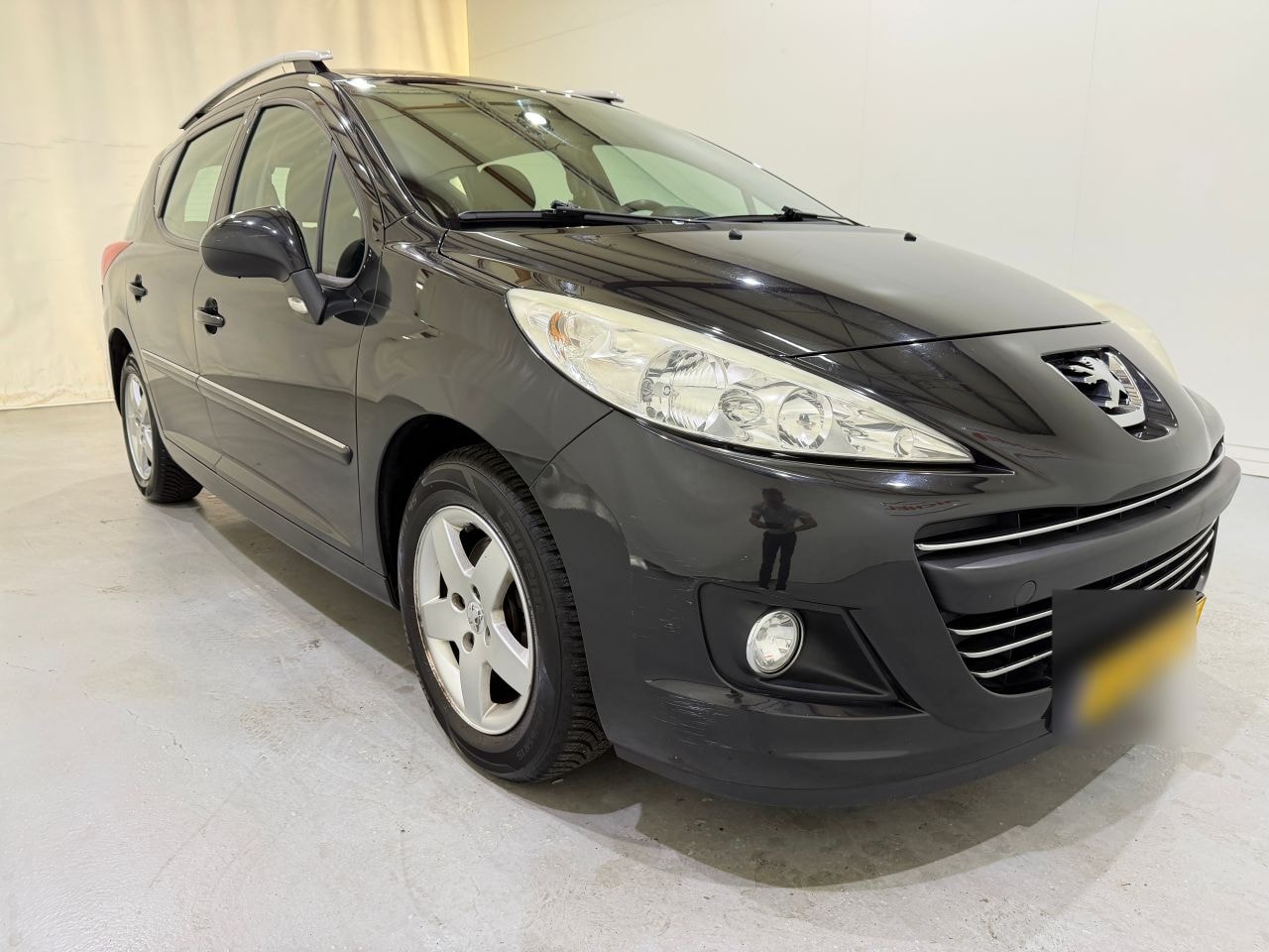 Peugeot 207 SW - 1.4 VTi Style Airco - AutoWereld.nl