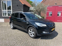 Ford Kuga - 1.5 Trend *Trekhaak*Stoel verwarming*2000kg trekgewicht