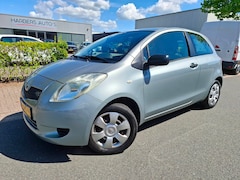 Toyota Yaris - 1.0 VVTi AIRCO/TREKHAAK/NIEUWE APK