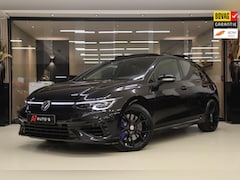 Volkswagen Golf - 2.0 TSI R 4Motion PERFORMANCE /AKRA/PANO/IQ/H-K/BOMVOL