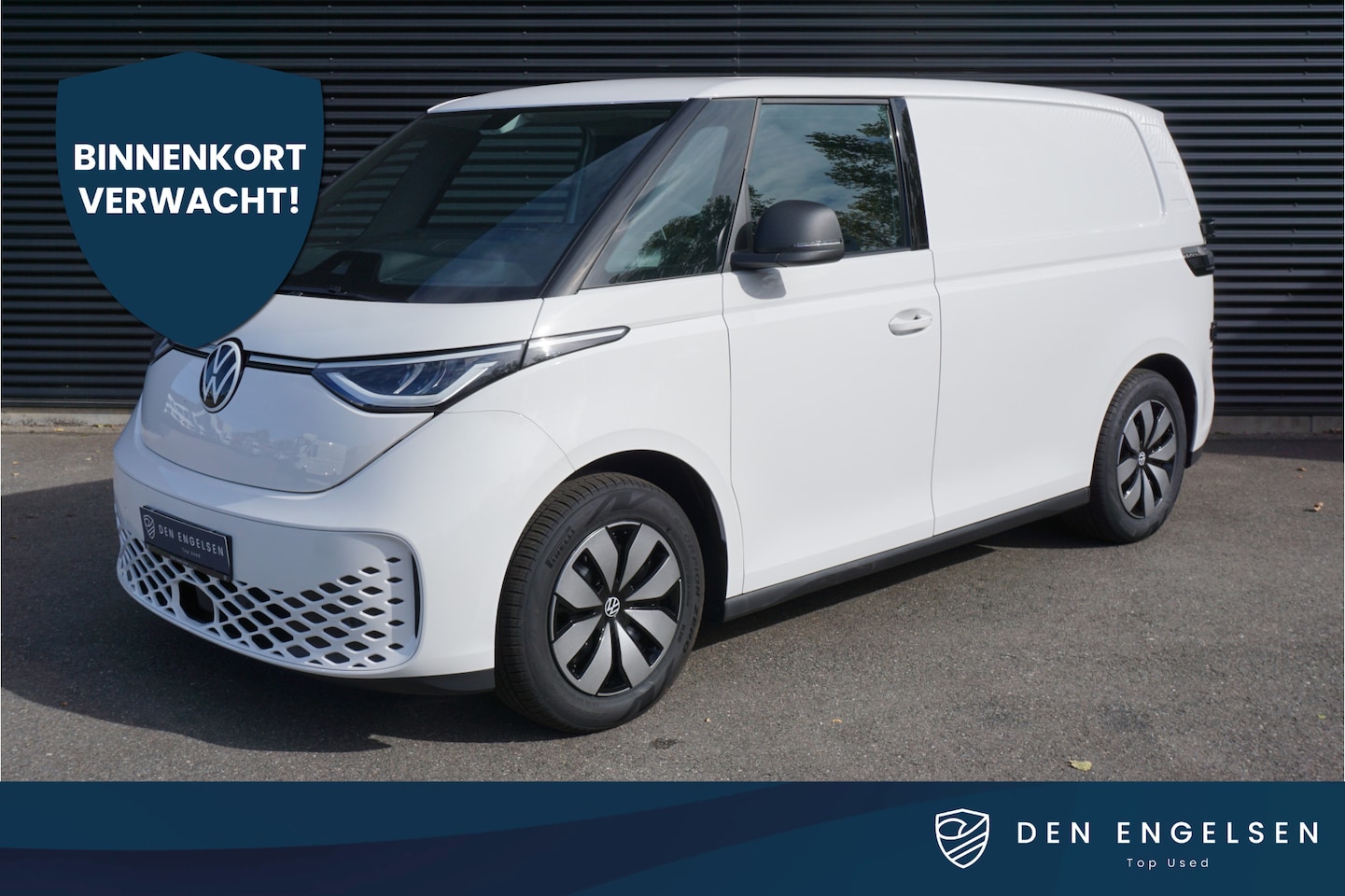 Volkswagen ID. Buzz Cargo - 79kWh Accu 286 PK Achterdeuren 3-Zits Camera ACC Trekhaak Cruise Standkachel Apple Carplay - AutoWereld.nl