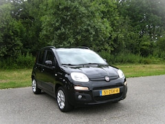 Fiat Panda - 0.9 TwinAir Sempre . 5 Drs . Airco . Sportintrieur . lmv . mistlampen . enz