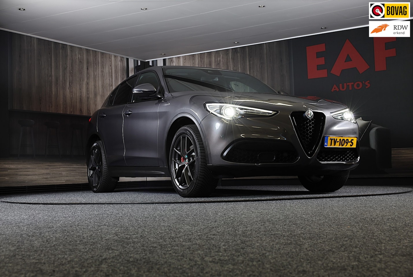 Alfa Romeo Stelvio - 2.0 T AWD Veloce / Cognac Leder / Acc / Lane Assist / Memory / Elek Stoelen / Navi / Camer - AutoWereld.nl