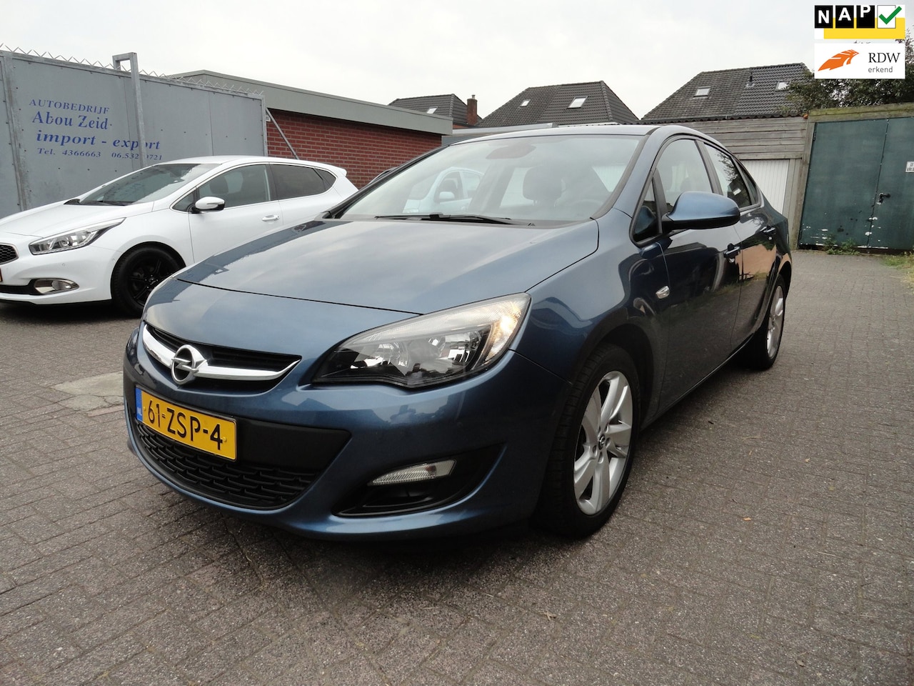 Opel Astra - 1.4 Turbo Cosmo 1.4 Turbo Cosmo (KM 135890 NAP NAVI CLIMA) - AutoWereld.nl