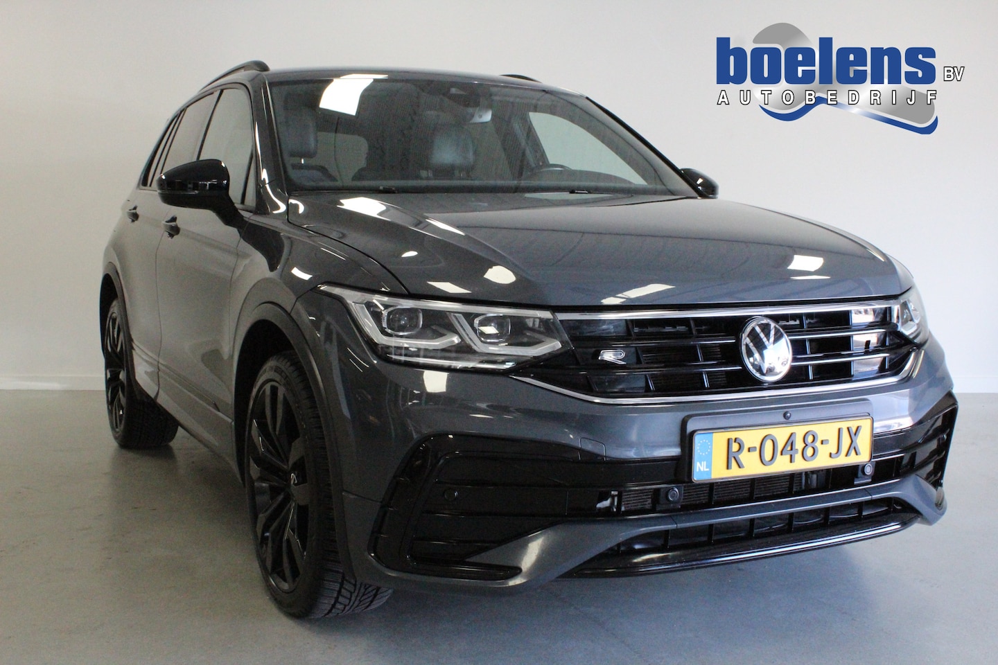 Volkswagen Tiguan - 1.4 TSI eHybrid R-Line Business+ | NL-AUTO! | DCC | DEALER.OND! | CAMERA | CARPLAY | ACC | - AutoWereld.nl