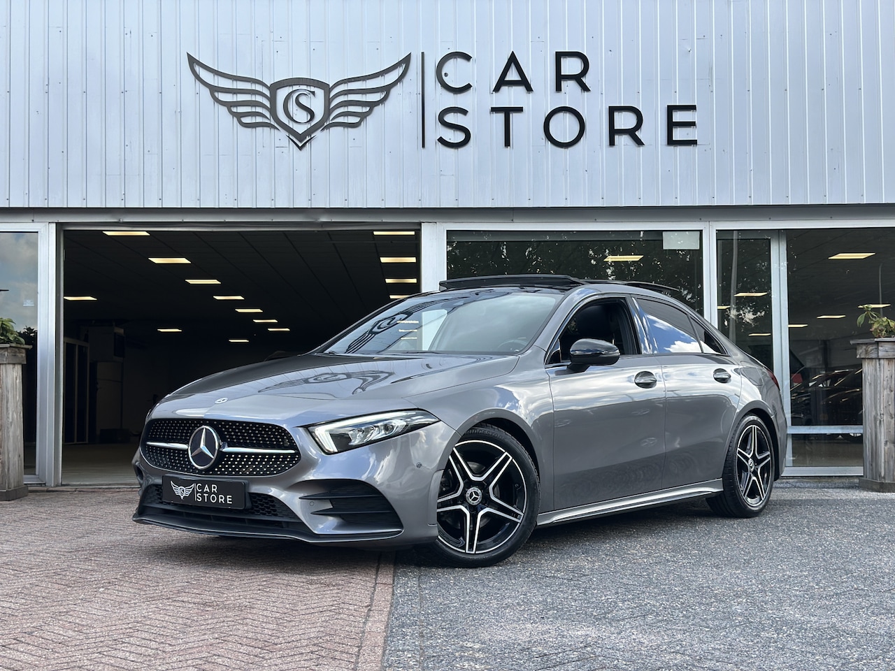 Mercedes-Benz A-klasse - 200 Business Solution AMG|PANO|CAMERA|AUTOMAAT|LM VELGEN 18"|STOELVERWARMING|NAP - AutoWereld.nl