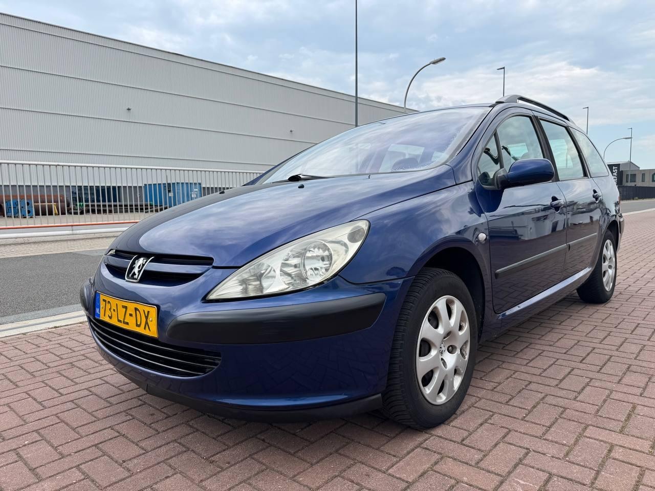 Peugeot 307 Break - 1.6-16V XS /Airco/Cruise/Trekhaak/Nieuwe APK - AutoWereld.nl
