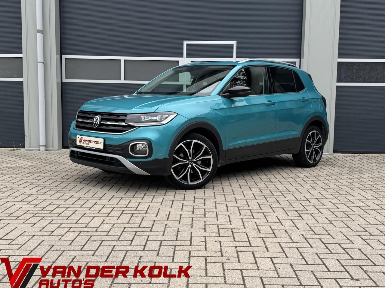 Volkswagen T-Cross - 1.0 TSI Style Automaat | DIgital cockpit | Half Leder | Adaptive cruise | Camera | LED | C - AutoWereld.nl