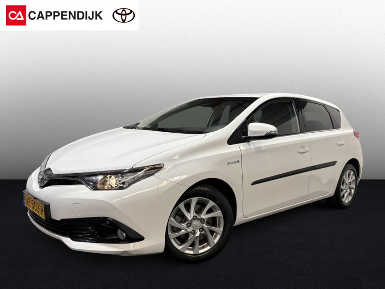Toyota Auris - 1.8 Hybrid Dynamic | NAVI | CLIMA | - AutoWereld.nl