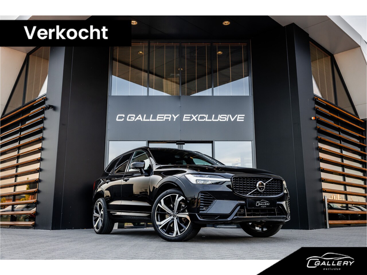 Volvo XC60 - 2.0 T6 Plug-in hybrid AWD - R Design | Panorama | Memory | Elek. Trekhaak | 360 Camera - AutoWereld.nl