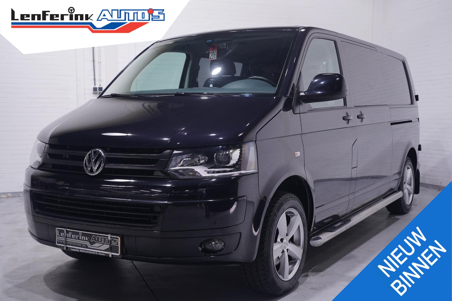 Volkswagen Transporter - 2.0 TDI Dubbel Cabine L2 DSG Aut. 2x Schuifdeur Navi, Xenon, Cruise Control, PDC V+A, 5-Zi - AutoWereld.nl
