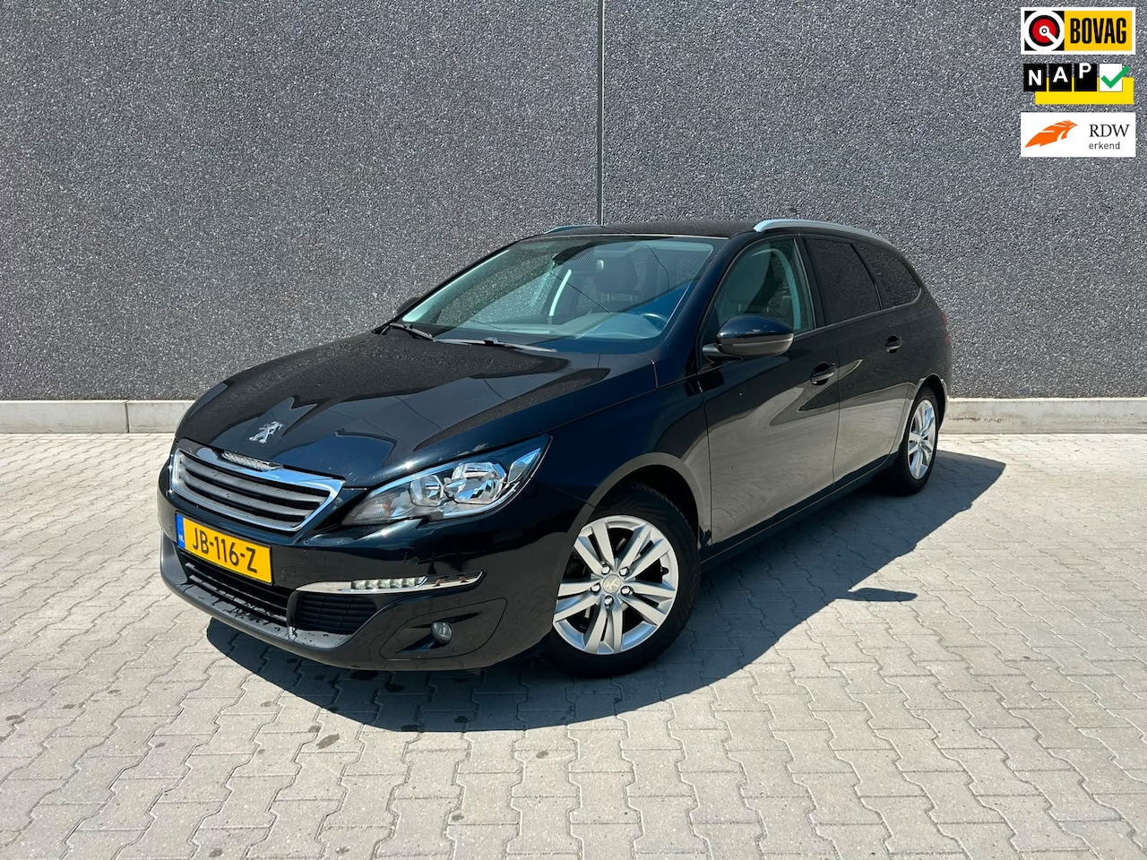 Peugeot 308 SW - 1.2 PureTech Blue Lease Executive | PANO | NAVI | AUX/USB | BLUETOOTH | CC | PDC | APK T/M - AutoWereld.nl