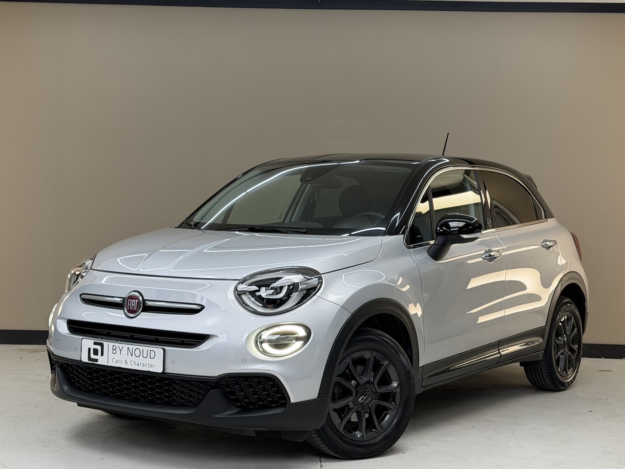 Fiat 500 X - 1.0 GSE Urban 120TH Edition 1.0 GSE Urban 120TH Edition, 120Pk, 2019, 1ste eigenaar, BTW auto, Navigatie, Airco, Clima - AutoWereld.nl
