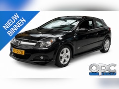Opel Astra GTC - 1.4 OPC LINE OPC Bodykitt, AIRCO, Nwe APK, NAP