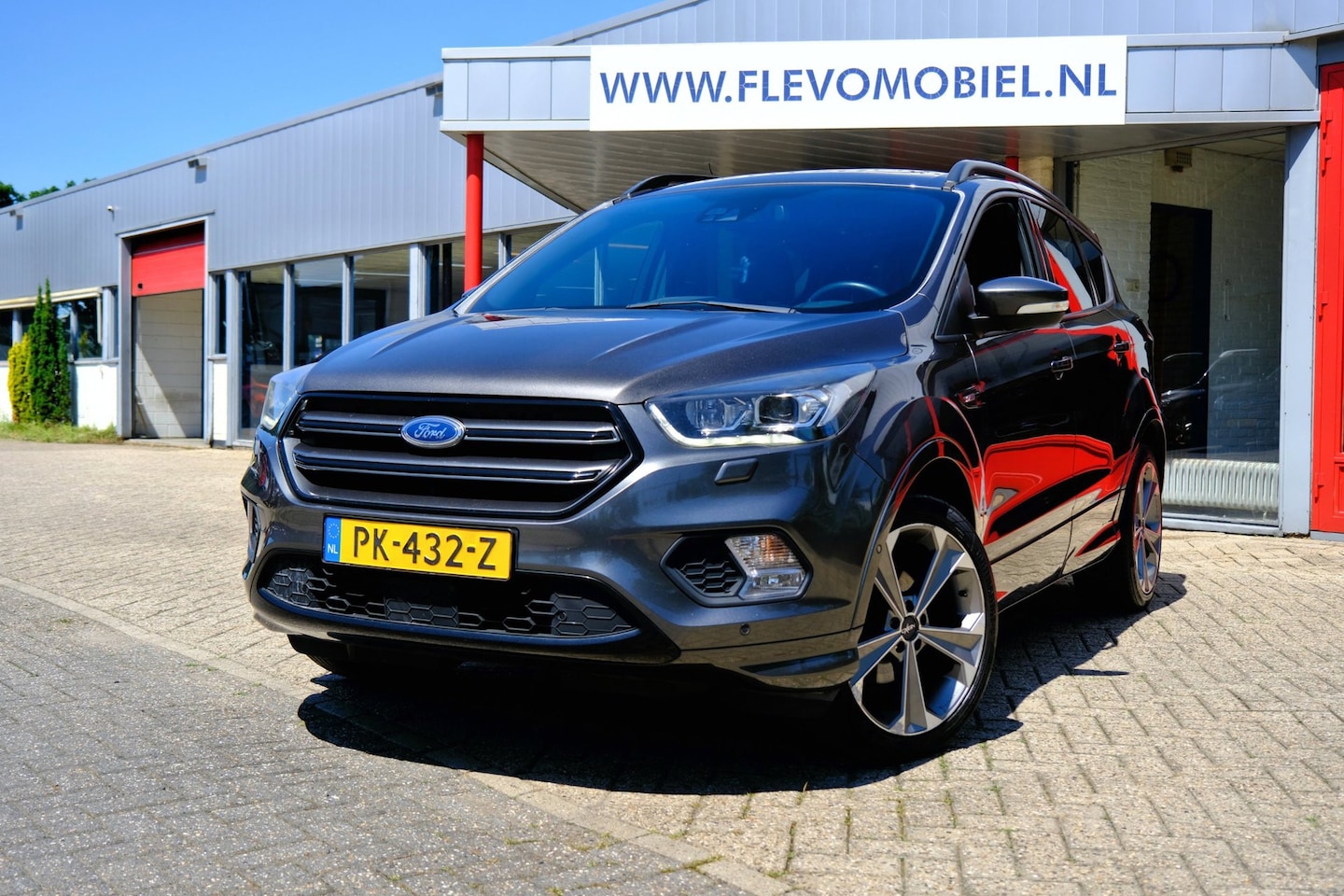 Ford Kuga - 1.5 EcoBoost ST Line Pano|1e Eig|Navi|Xenon|Leder-Alcantara|CarPlay - AutoWereld.nl