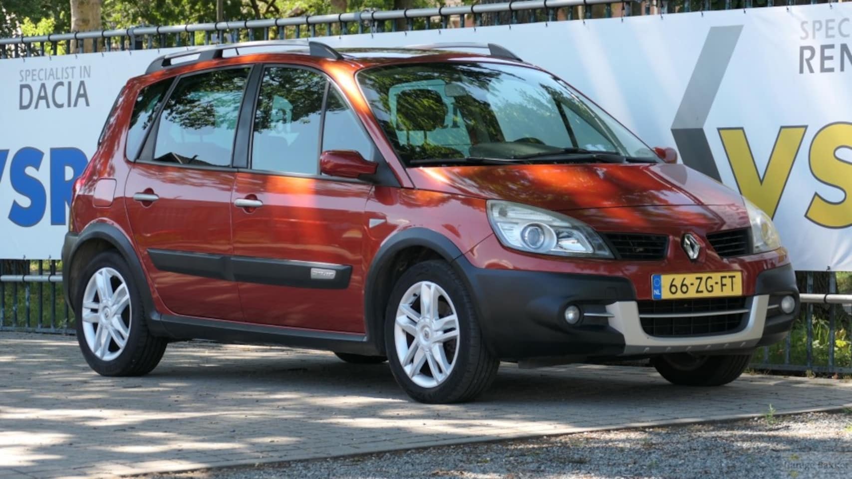 Renault Scénic - 2.0-16V Conquest 2.0 16v Conquest - AutoWereld.nl