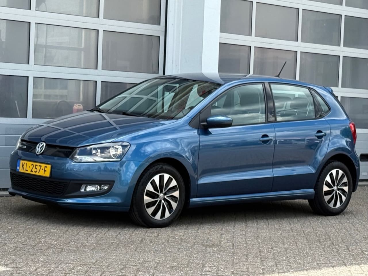 Volkswagen Polo - 1.0 TSI 95PK Bluemotion 5-Drs Airco Navi Cruise Apple carplay - AutoWereld.nl