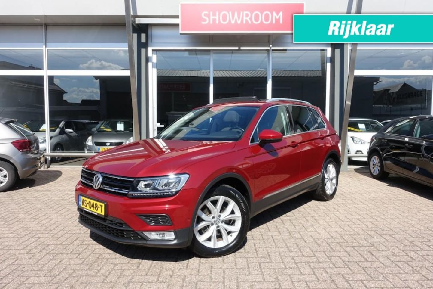 Volkswagen Tiguan - 1.4 TSI ACT 110KW CONNECTED SERIES 100%NL (All-in prijs) - AutoWereld.nl
