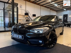 BMW 1-serie - 118i Steptronic 136PK Dealer onderhouden Navigatie Boordcomputer Parkeersensoren voor en a