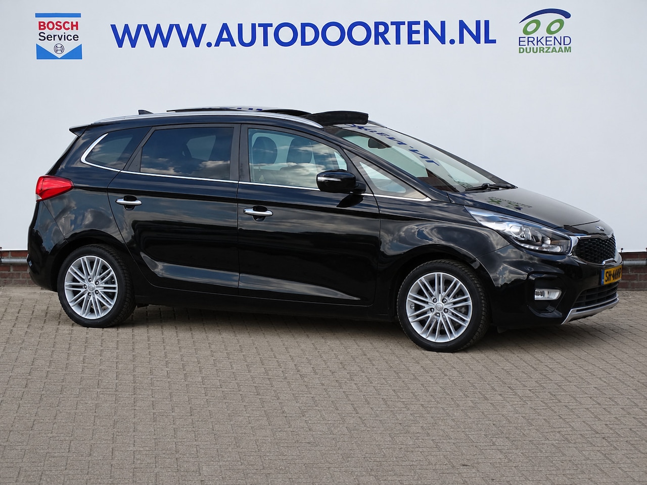 Kia Carens - 1.6 GDi ExecutiveLine|7-Zit|Leder|Pano|Camera - AutoWereld.nl
