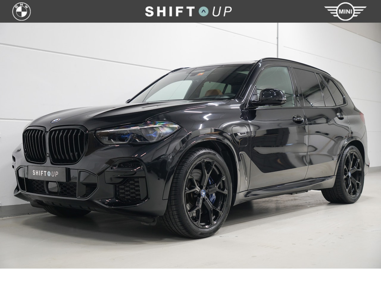 BMW X5 - xDrive45e M-Sport | M-Stoelen | CoPilot | Panoramadak | Elektr. Trekhaak - AutoWereld.nl