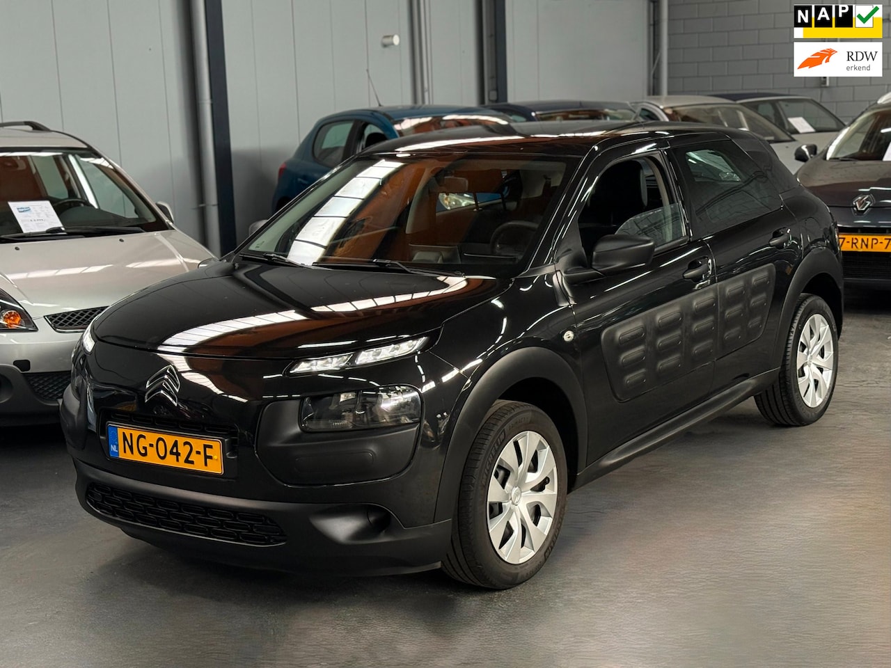 Citroën C4 Cactus - 1.2 PureTech Live APK NAP - AutoWereld.nl