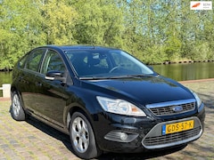 Ford Focus - 1.6 Trend carplay airco elektrische ramen cv op afs