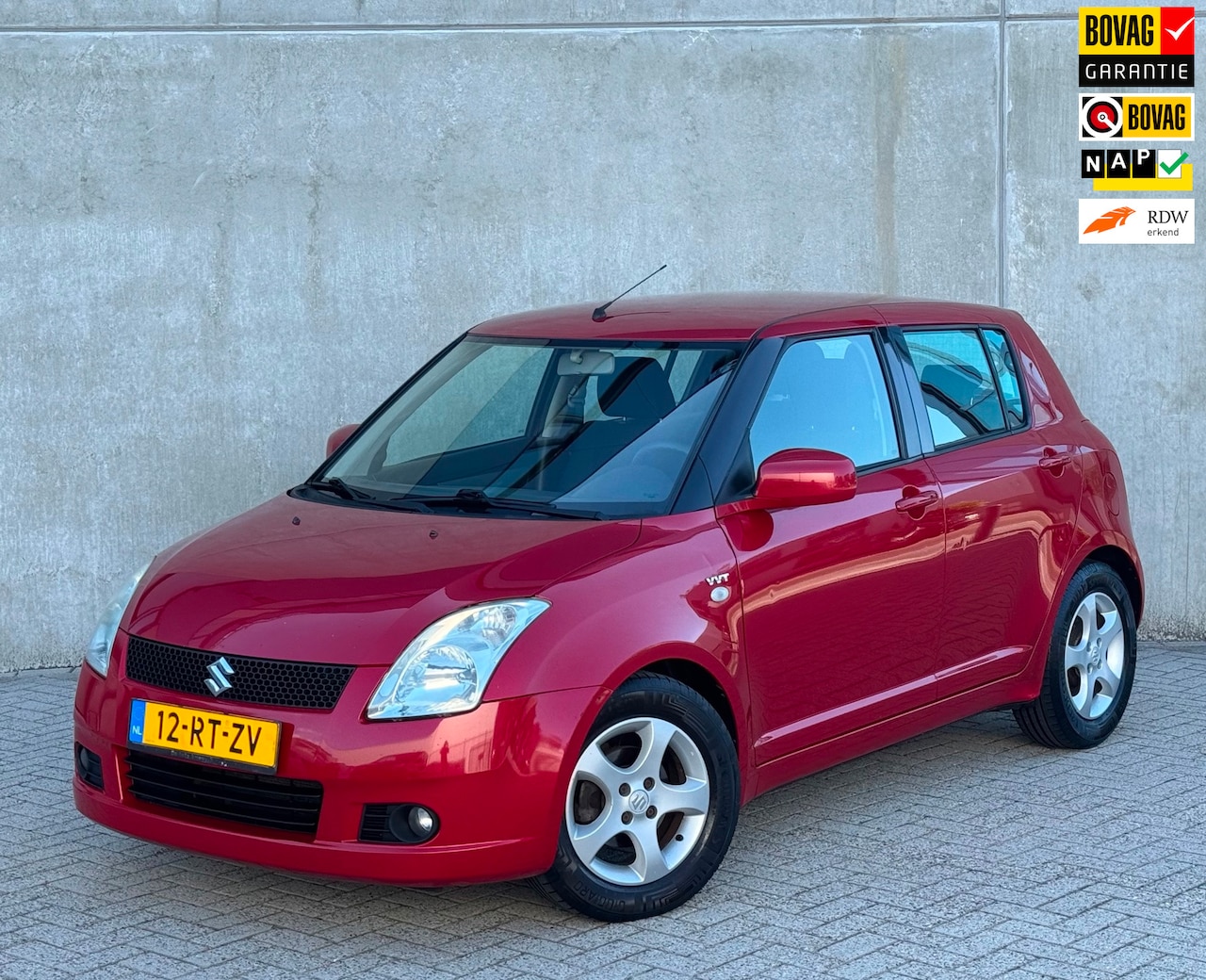 Suzuki Swift - 1.5 Exclusive 5D AUT 2005 Rood AIRCO|NAP|NW APK - AutoWereld.nl