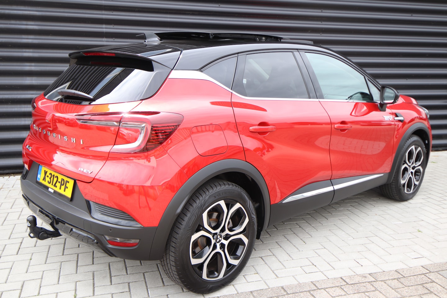 Mitsubishi ASX - 1.6 PHEV AT Instyle Trekhaak, Plugin-Hybride, Opendak, Leder, NL-Auto - AutoWereld.nl