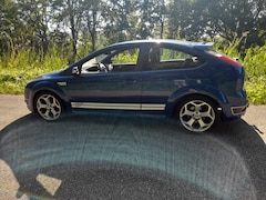 Ford Focus - 2.5-20V ST