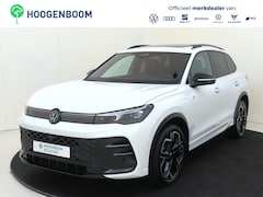 Volkswagen Tiguan - 1.5 eHybrid R-Line Edition | SoH 100% | Panoramadak | Harman/kardon | Trekhaak | Head-up d