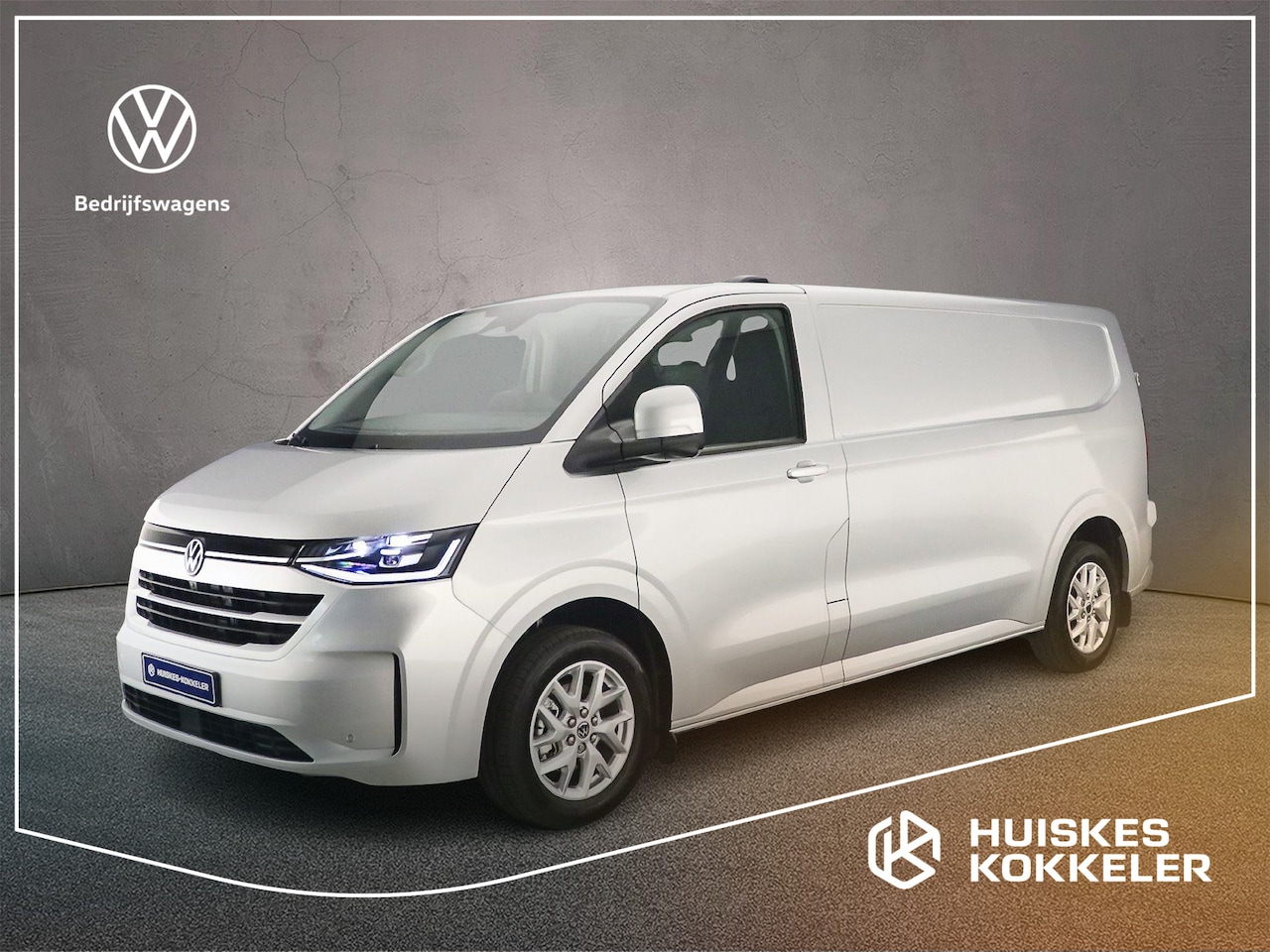 Volkswagen Transporter - T7 2.5 eHybrid 233pk L2 Bulli T7 2.5 eHybrid 233pk L2 Bulli | Plug-in Hybrid | Stoel + stu - AutoWereld.nl
