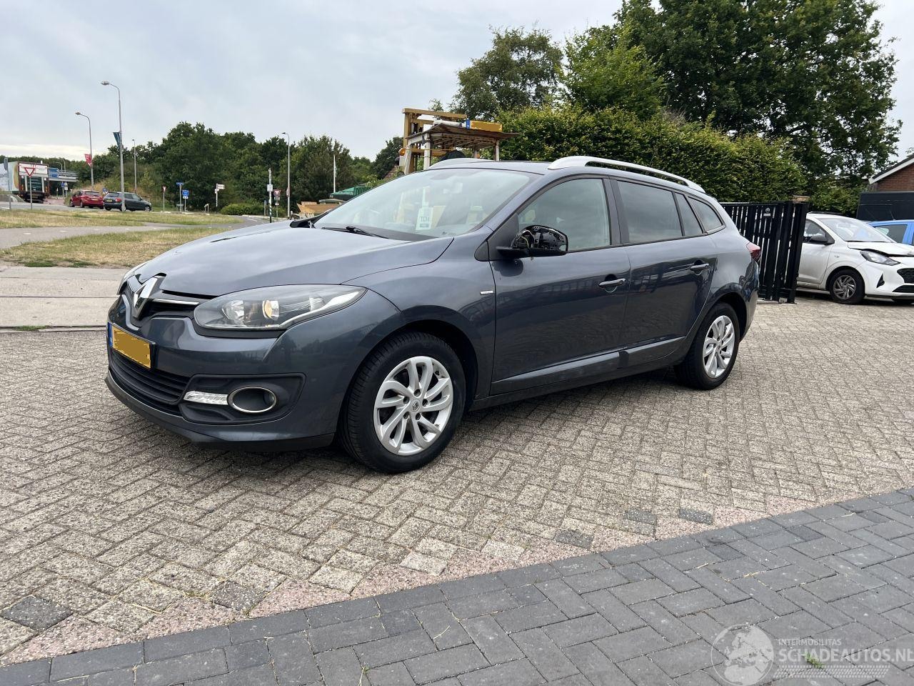 Renault Mégane - 1.2 TCe Limited 139.373 - AutoWereld.nl