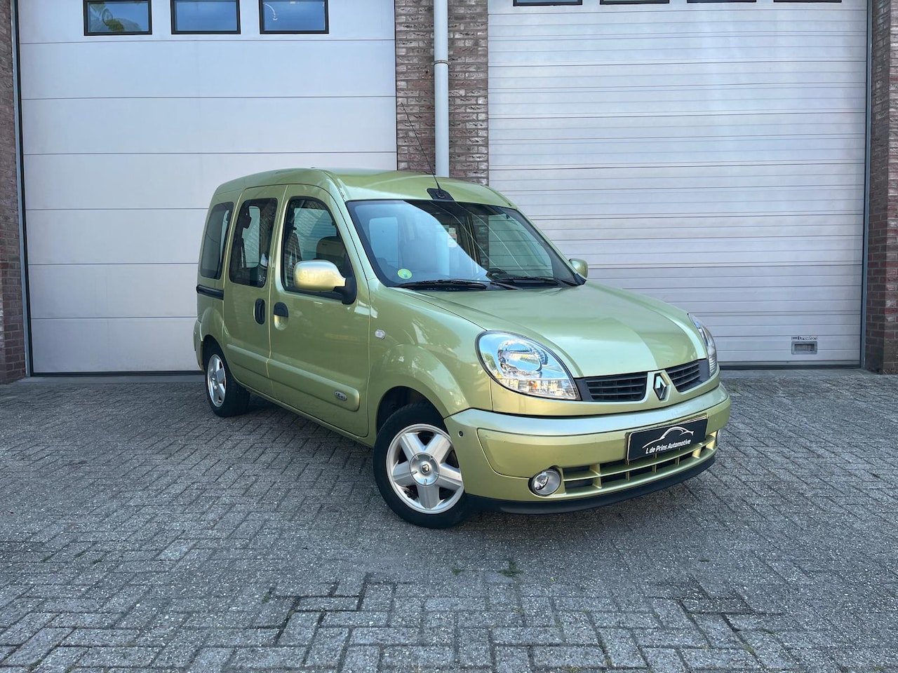 Renault Kangoo - 1.6-16V Privilège achteruitrijcamera - AutoWereld.nl