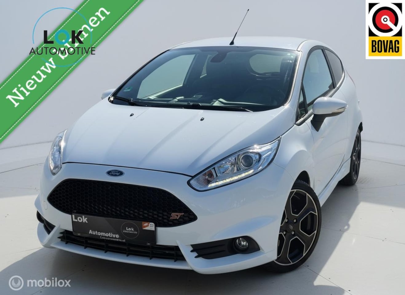 Ford Fiesta - 1.6 ST200 LED|CAMERA|AIRCO|NAVI|LEDER|200PK - AutoWereld.nl