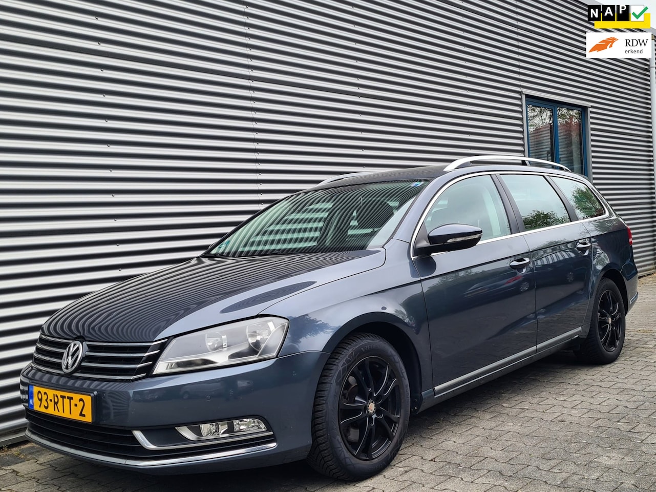 Volkswagen Passat Variant - 1.4 TSI Comfortline BlueMotion AUT 07-2011 Island Grey Pearl - AutoWereld.nl