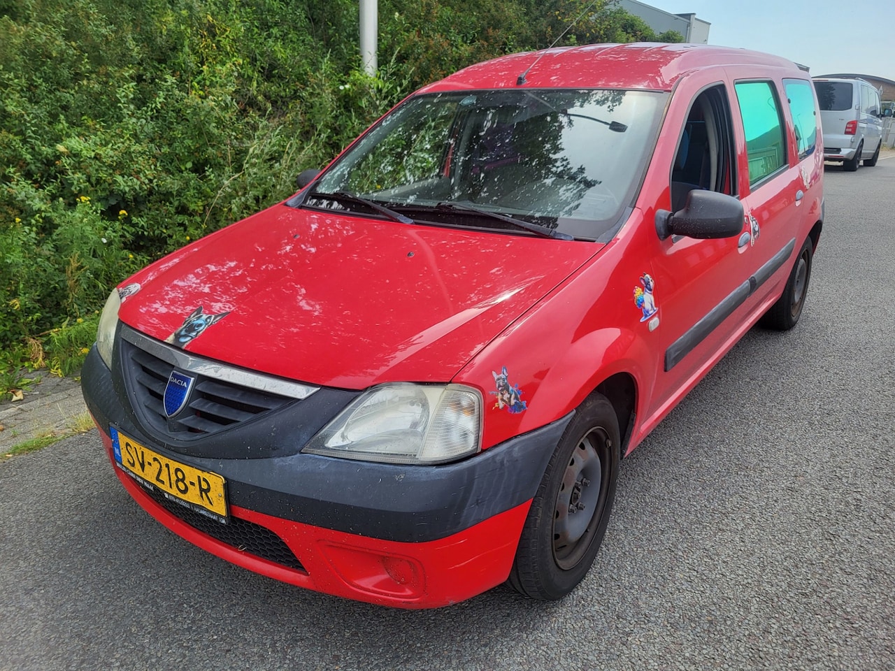 Dacia Logan MCV - 1.6 2008 LPG 7p. 550,- - AutoWereld.nl