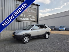 Hyundai Tucson - 2.0i 2wd S-Edition uitvoering leader /stoelverwarming airco ecc
