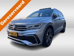Volkswagen Tiguan Allspace - 1.5 TSI R-Line Business+ 7 persoons DSG Automaat Winterpakket / El. achterklep / Panoramad