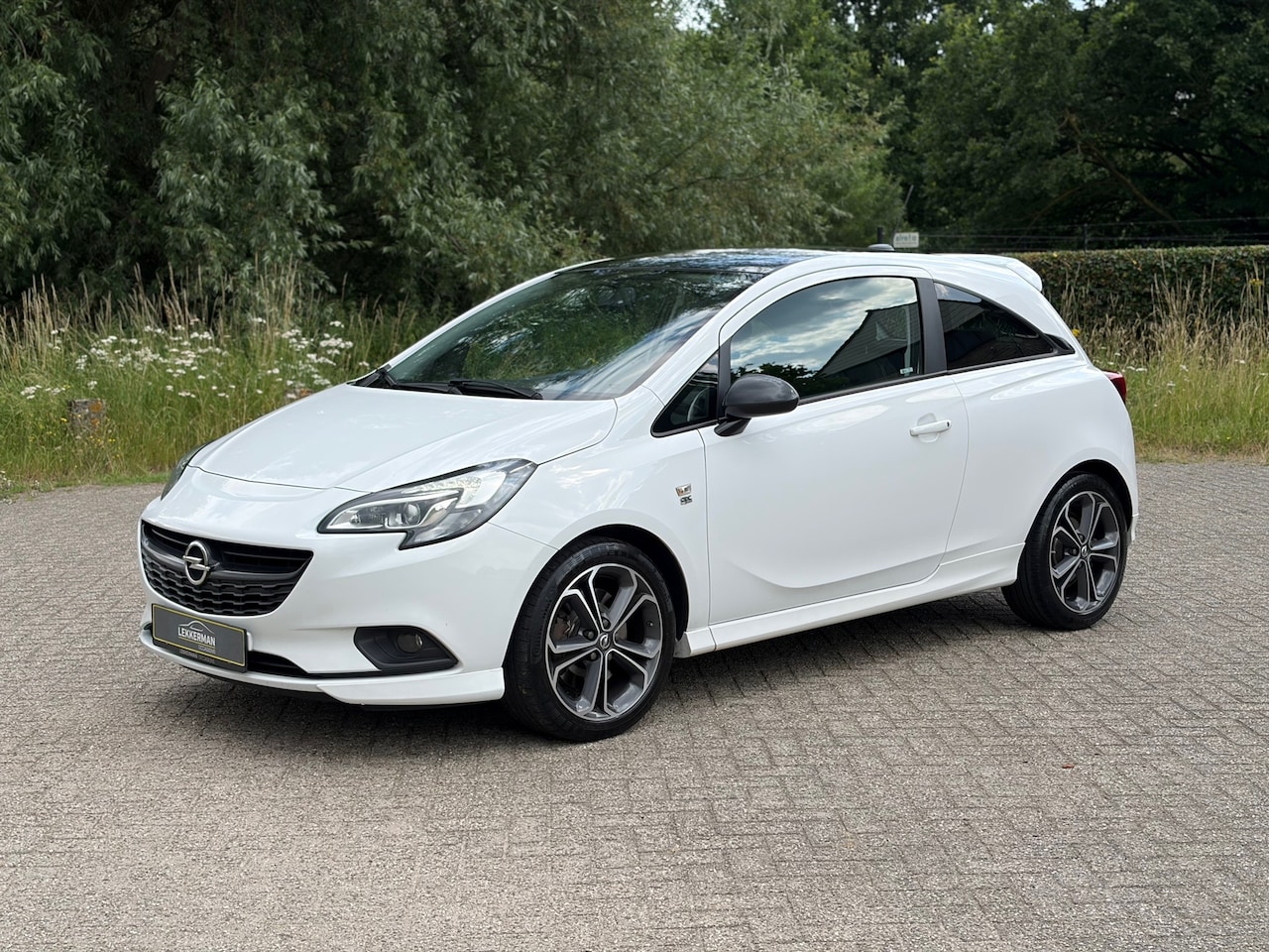 Opel Corsa - 1.4 OPC LINE I DEALER ONDH I 150PK I 6BAK I CRUISE I MOOI - AutoWereld.nl