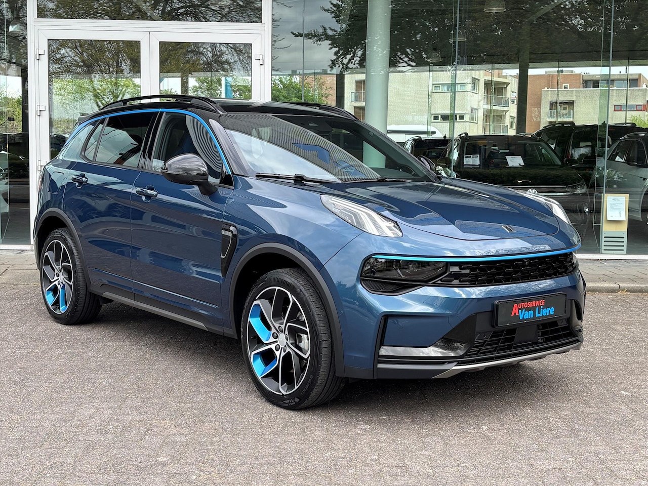 Lynk & Co 01 - 1.5TD 261pk PHEV 7DCTH|Unieke km stand| MY 24-zwarte hemel|360gr Camera|Schuifdak|Rijklaar - AutoWereld.nl